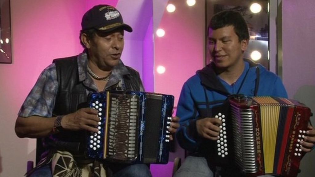 London accordionist plays with Colombian hero at Proms - BBC News