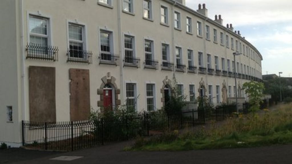 Coping with Northern Ireland's burst property bubble BBC News