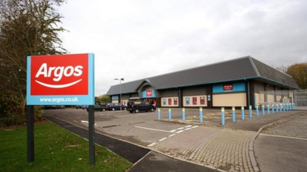 Argos distribution workers in Bridgwater on strike BBC News