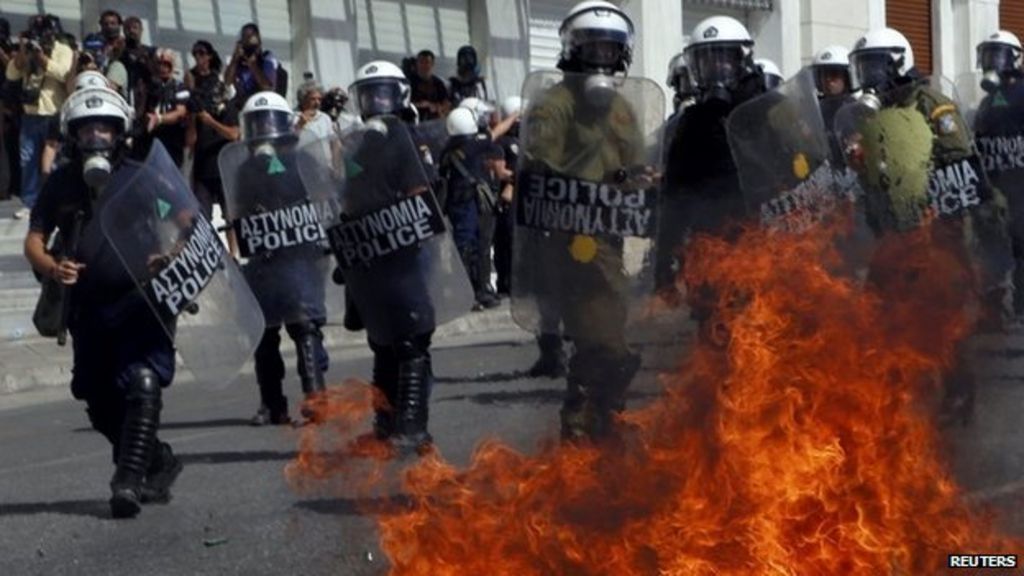 Clashes erupt at Greece protest