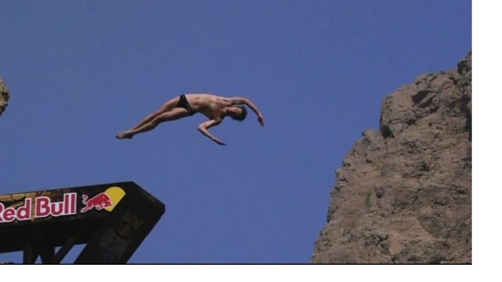 Nude Cliff Diving