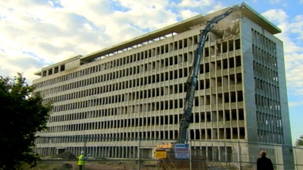 Billingham House demolition starts after years as 'eyesore' BBC News