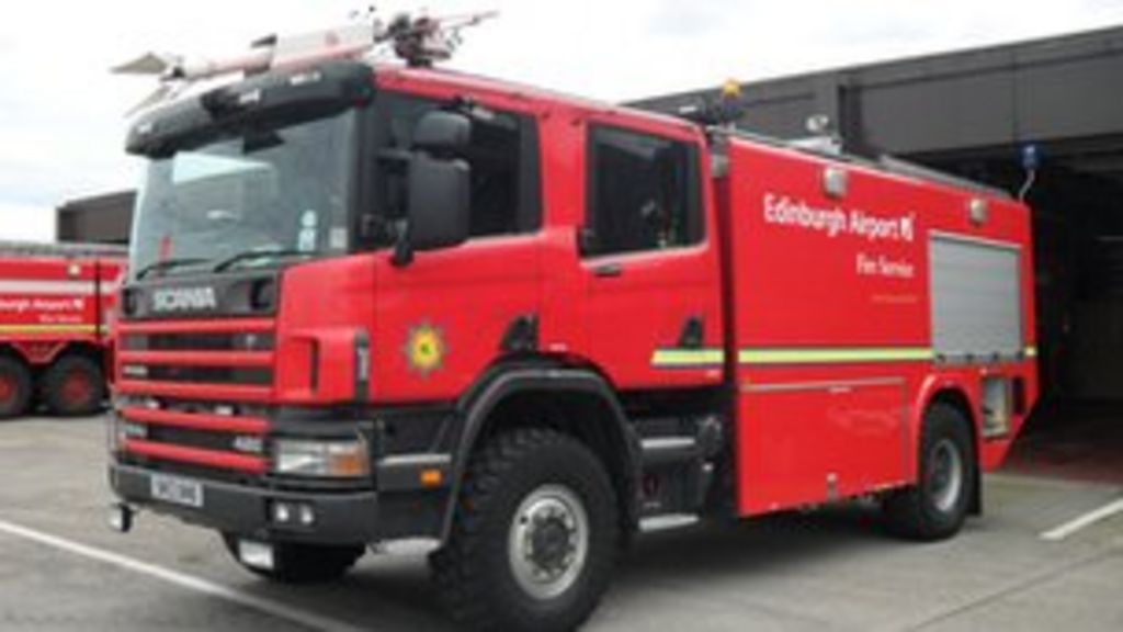 Firefighter hurt as engine topples over at Edinburgh Airport BBC News