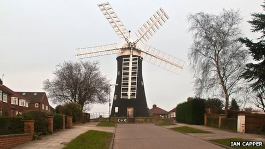 York's Holgate Windmill roundabout 'best in Britain' BBC News