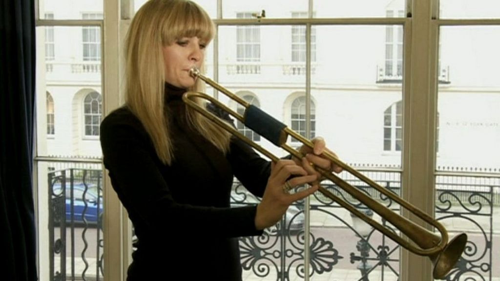 Alison Balsom celebrates the 'renaissance of trumpet' BBC News