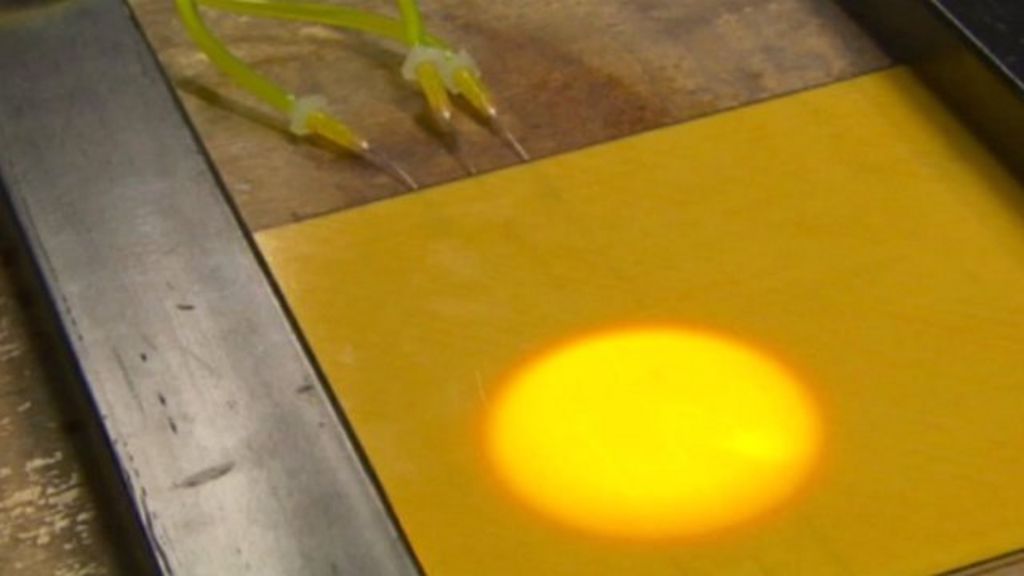 Material that repairs itself BBC News