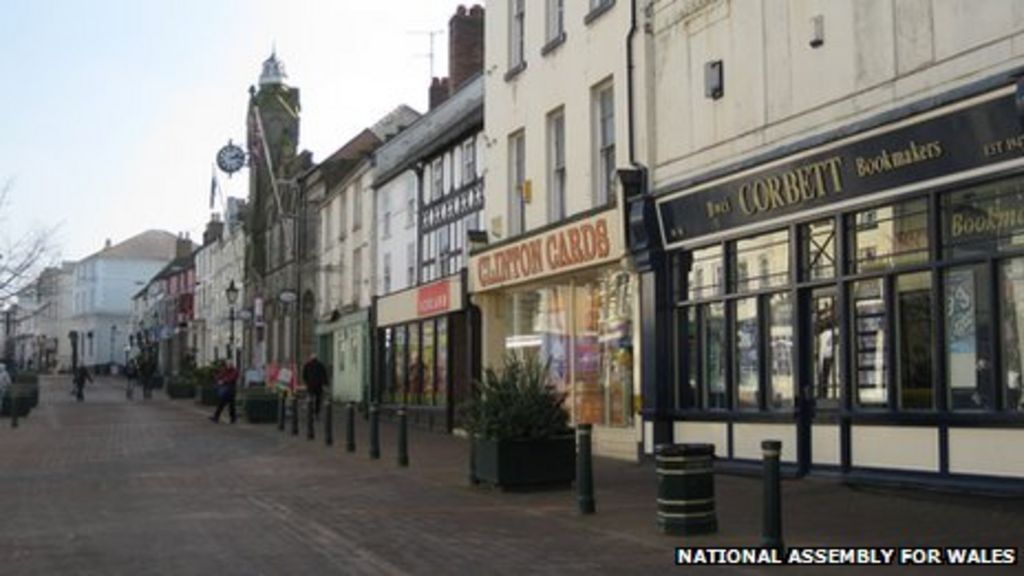 Holywell town hall revamp and High Street trade 'boost' hope BBC News