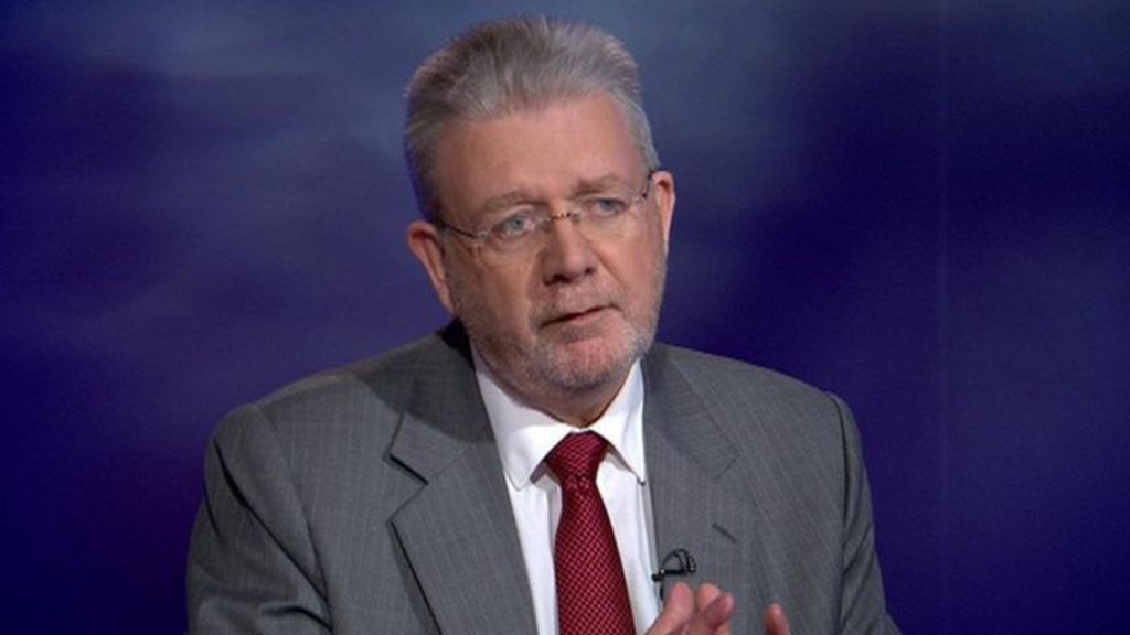 Education Secretary Mike Russell 'did not consider stepping down' BBC