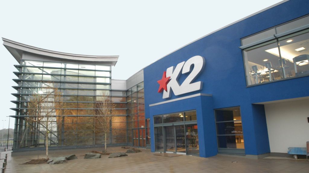 K2 Crawley Leisure centre improvement plan 'on hold' BBC News