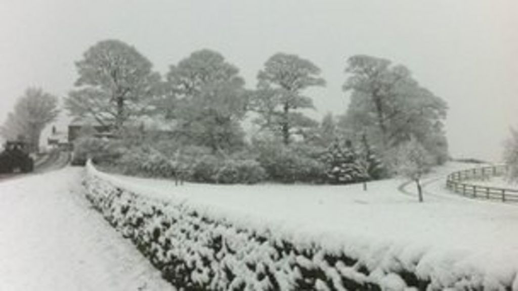 warnings yorkshire travel Snow News prompts West   warning Yorkshire travel BBC