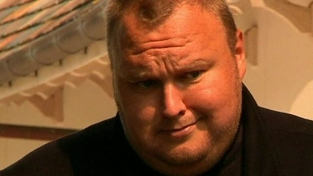 Kim Dotcom starts new file-sharing site - BBC News