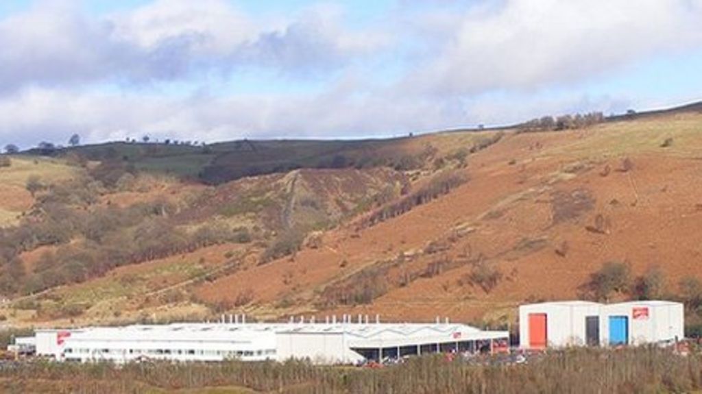 Linde Jobs threat in Merthyr forklift factory closure talks BBC News