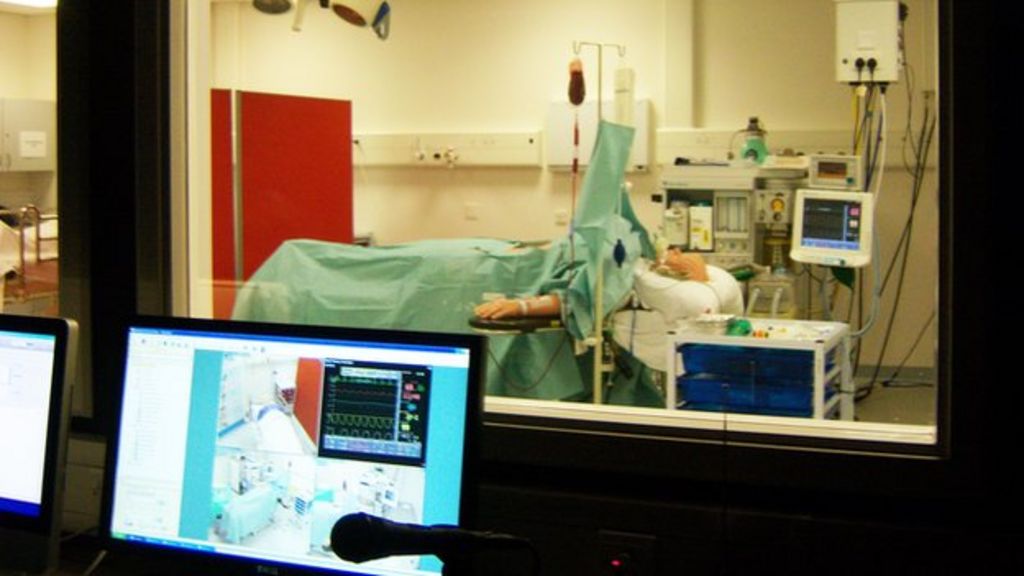 Robot patients aid doctor training at Forth Valley Royal Hospital BBC