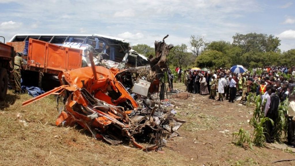 Zambia Many Dead In Bus And Lorry Crash North Of Lusaka Bbc News