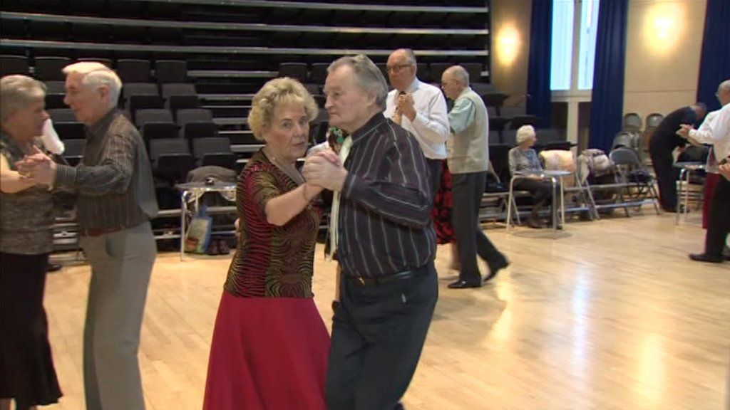 Bishop Auckland tea dance group on the hunt for men - BBC News