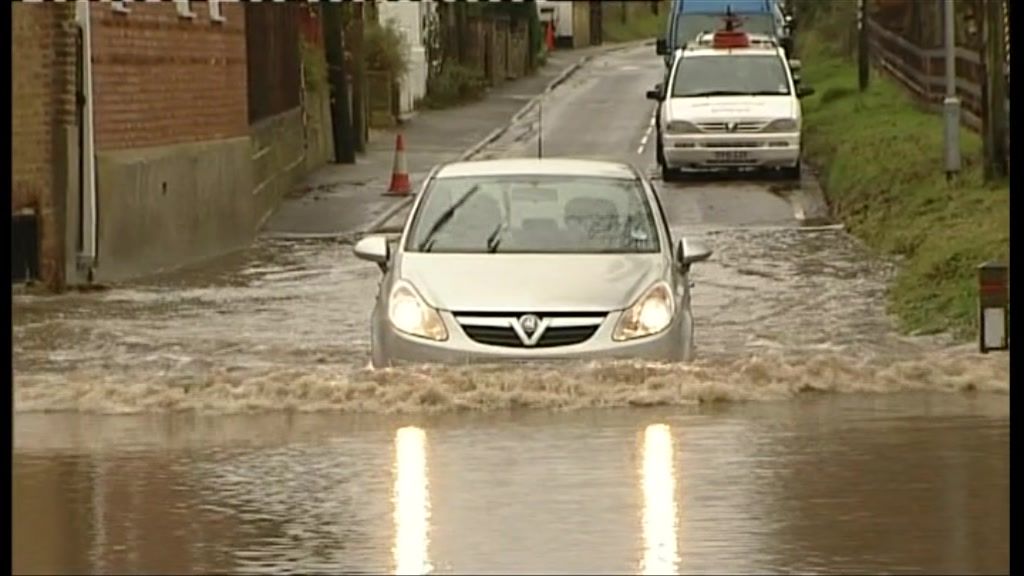 Kent homes 'still under threat from flooding' BBC News