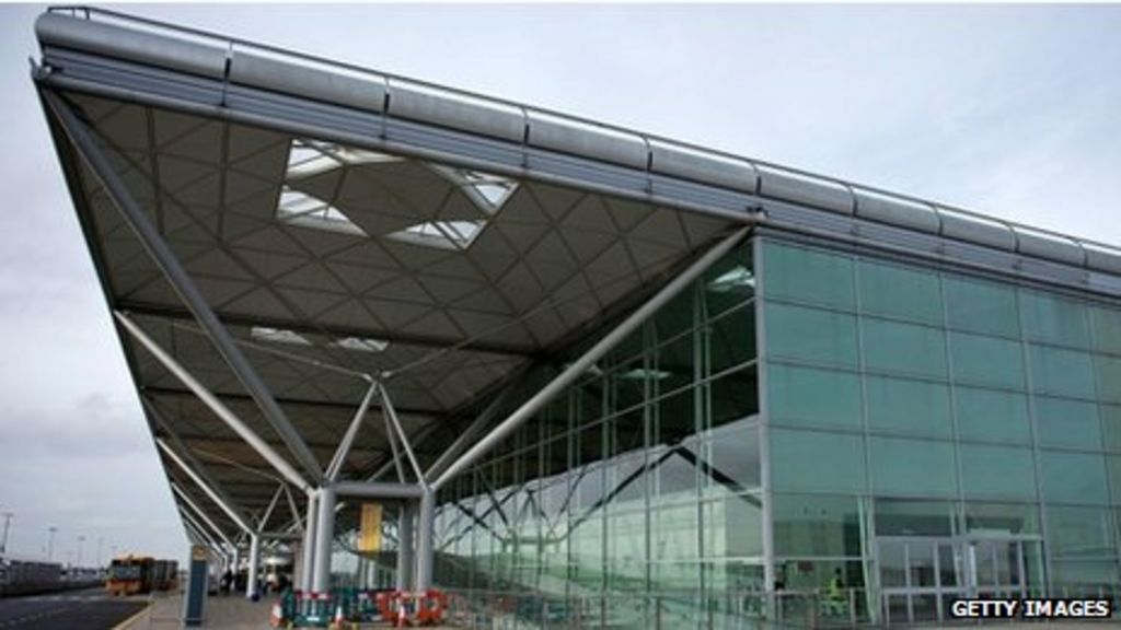 Ryanair threatens to cut Stansted Airport flights BBC News