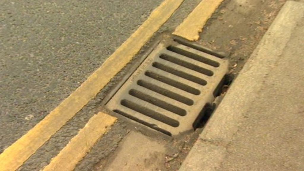 Worcestershire And Solihull Drain Cover Thief Jailed - Bbc News