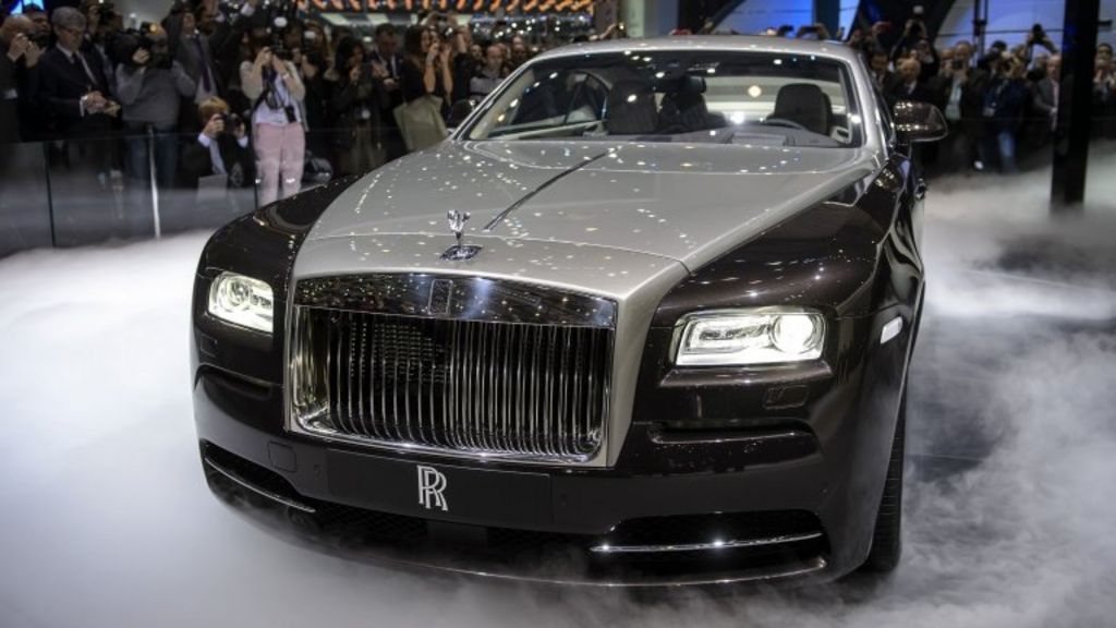 RollsRoyce unveils 'most powerful' model BBC News
