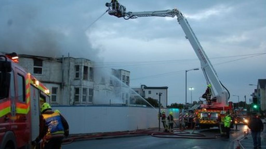 Newquay derelict hotel fire 'was arson' BBC News