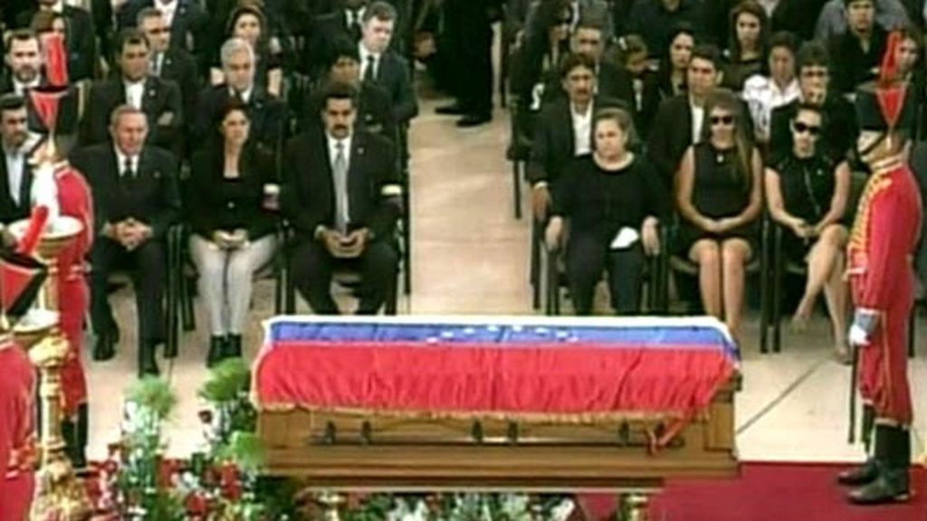 Venezuela holds Hugo Chavez state funeral - BBC News