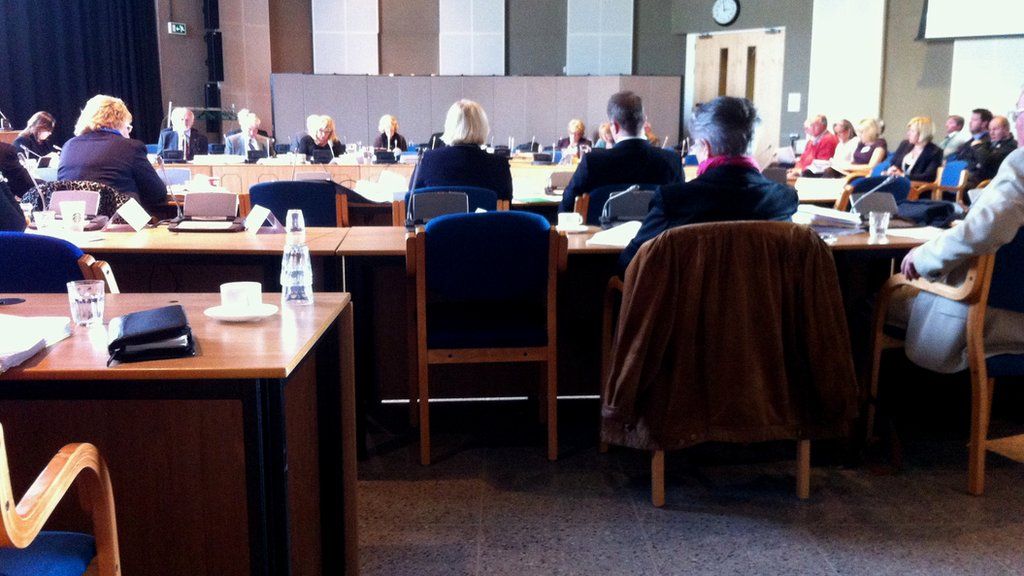 Central Bedfordshire Council executive ratifies new pitches BBC News