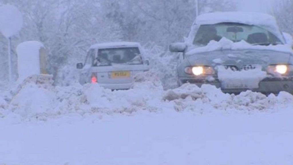 Wales weather More snow due after heavy fall BBC News