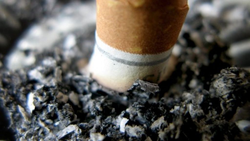 NHS stopsmoking service 'a success' BBC News