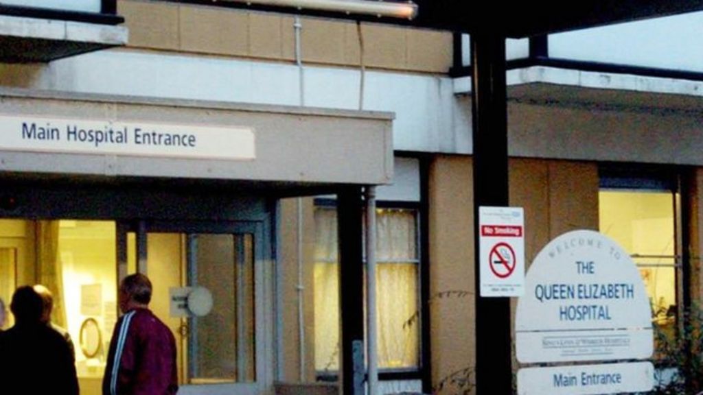 King's Lynn hospital calls in offduty staff BBC News