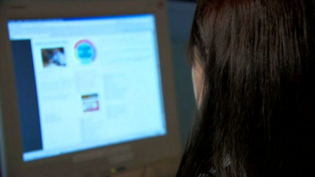 clare-s-law-anti-domestic-violence-pilot-a-success-bbc-news
