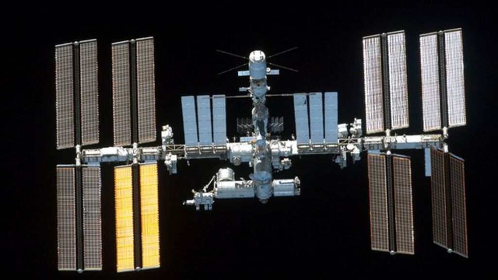 Live: Docking at International Space Station - BBC News