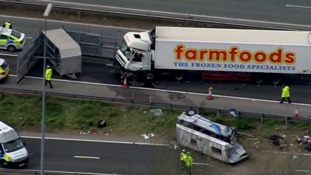 M62 Castleford Crash: Aerial View Of Site - BBC News