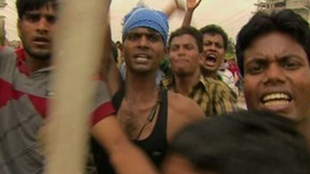 Anger On Bangladesh Streets After Dhaka Factory Collapse Bbc News