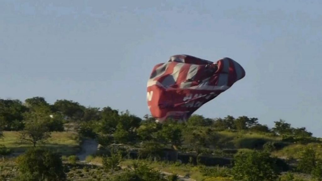 Balloon crash kills tourists in Cappadocia, Turkey BBC News