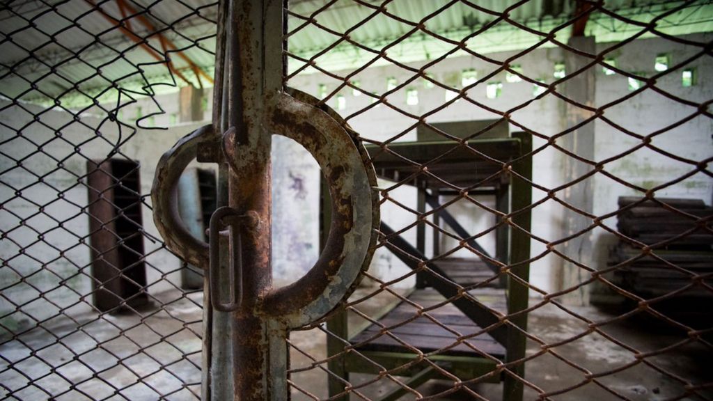 In pictures Colombian prison island BBC News
