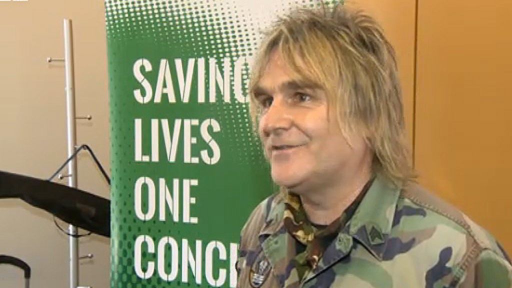 The Alarm's Mike Peters targets MP stem cell donors BBC News