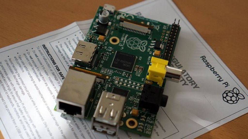 Raspberry Pi gets easier to use with Noobs software - BBC News