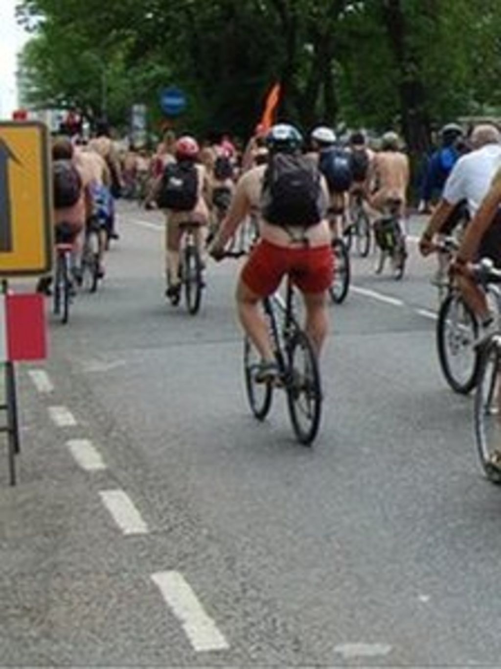 Brighton Nude Cyclists Ignore Police Advice To Cover Intimate Areas Bbc News