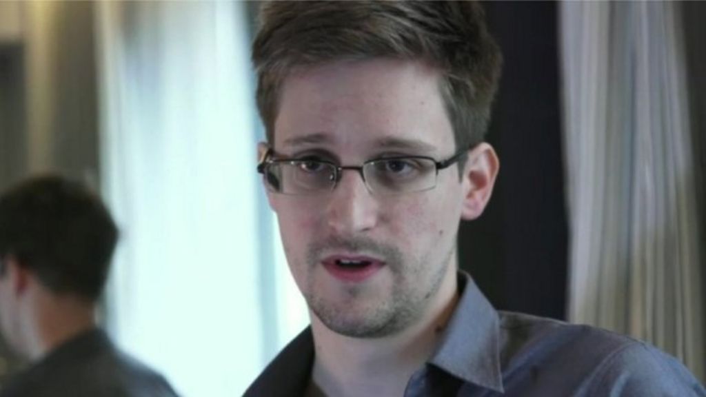 Edward Snowden Is Nsa Prism Leak Source The Guardian Bbc News 2168