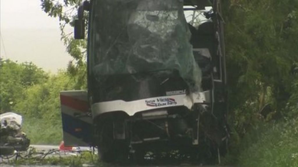 Wimborne school bus crash Car driver and pupils hurt BBC News