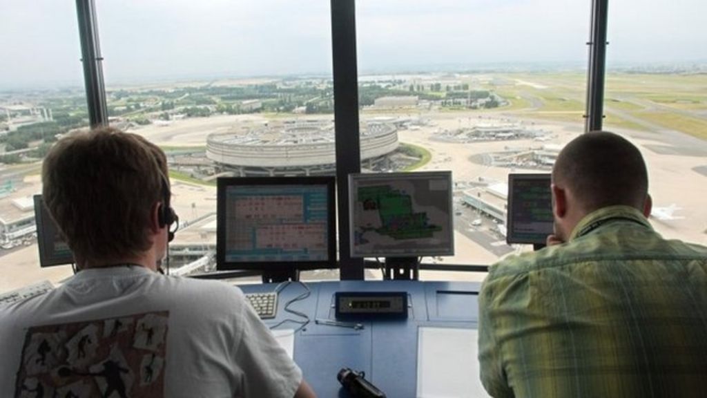 air traffic control history President reagan fired the 11,345 striking air traffic controllers, and banned them from federal service for life 1981 the history of air traffic ontrol. air traffic control history President reagan fired the 11,345 striking air traffic controllers, and banned them from federal service for life 1981 the history of air traffic ontrol.