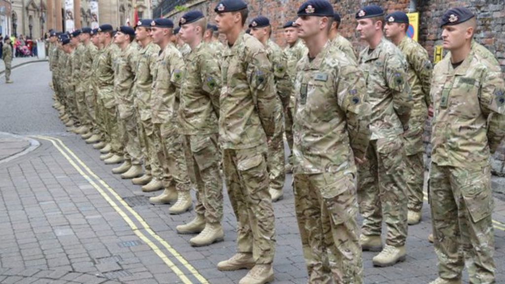 Queens Royal Lancers March Through Nottingham Bbc News