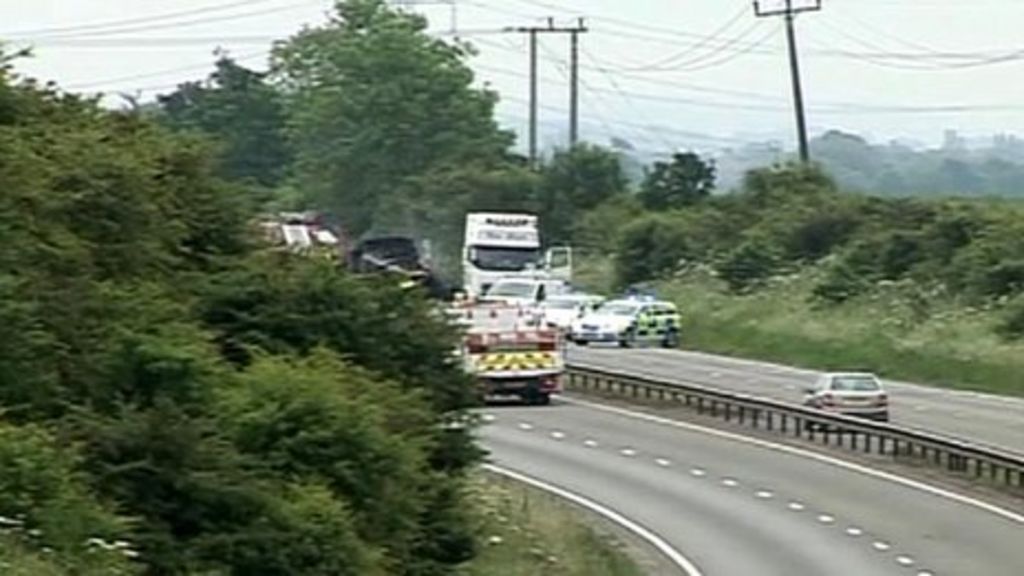 A1 Closed Near Newark After Fatal Fire Crash Bbc News 