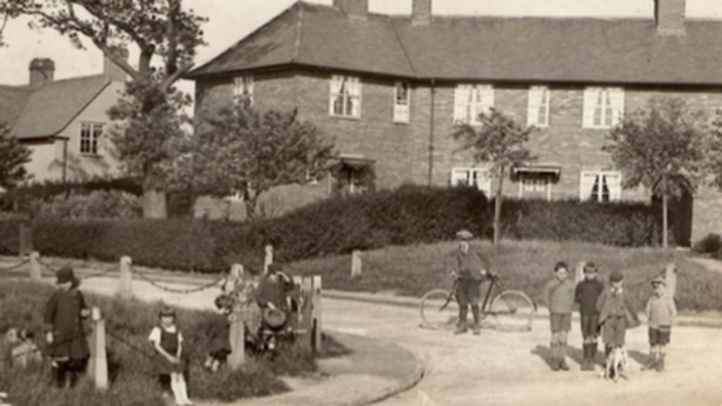 Wrexham's Garden Village marks 100th anniversary BBC News