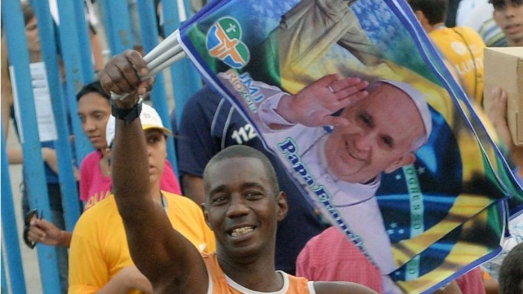 Brazil Crowds Greet Pope Francis In Rio De Janeiro Bbc News 2920