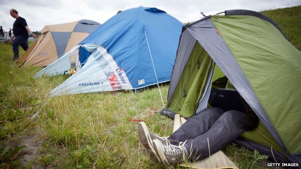 Carry on camping can a week under canvas reset our body clocks? BBC News