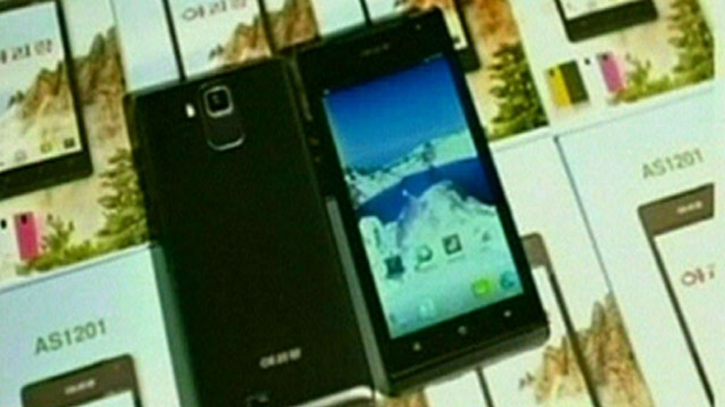 North Korea unveils smartphone BBC News
