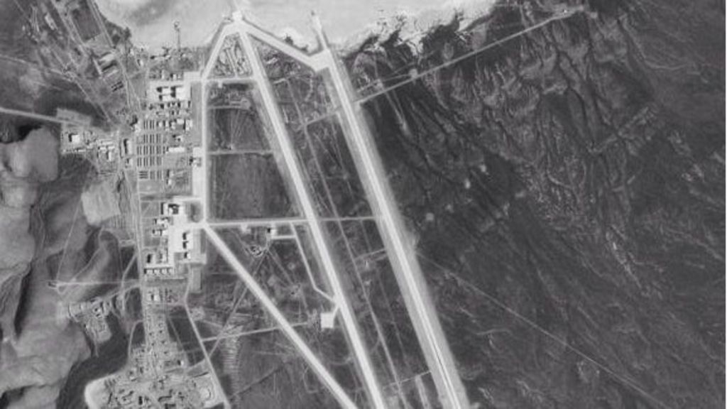 Area 51 'declassified' in U-2 spy plane history - BBC News