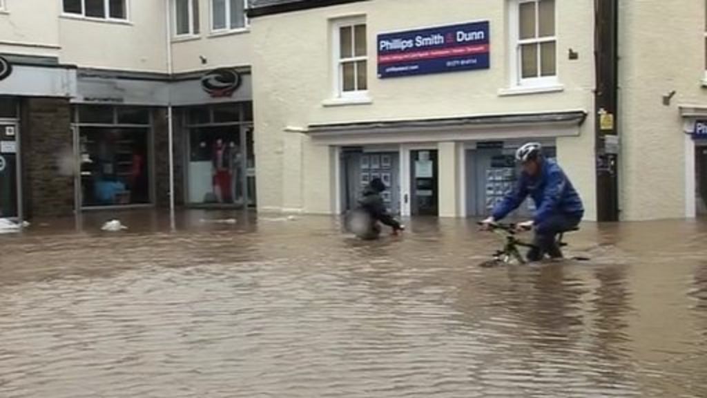 Braunton flood defences upgrade work to begin BBC News