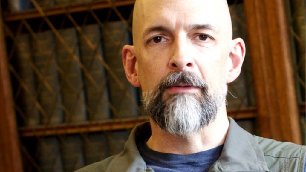 neal-stephenson-on-tall-towers-and-nsa-cyber-spies-bbc-news